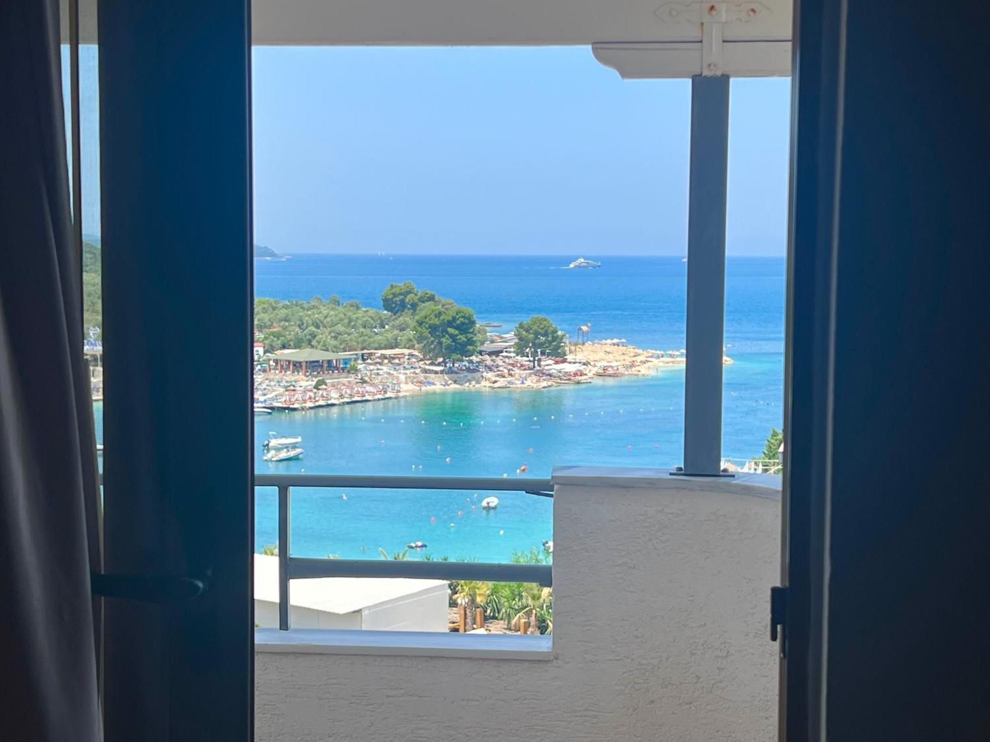 Dine Hotel Ksamil Exterior photo